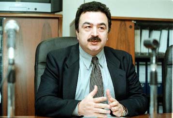 Τη μείωση της χρέωσης κλήσεων στα κινητά τηλέφωνα κατά 40% ζητά η ΕΕΤΤ