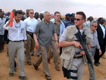 Έκκληση Πάουελ στο Σουδάν για να τερματιστεί η γενοκτονία στο Νταρφούρ