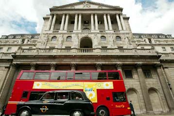 Ραγδαία επιτάχυνση της βρετανικής οικονομίας το πρώτο τρίμηνο