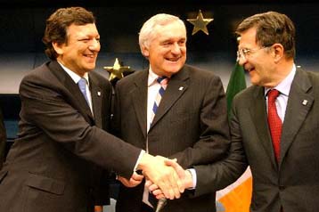 Τα μεσάνυχτα της Τετάρτης η Ιρλανδία παραδίδει στην Ολλανδία τη «σκυτάλη» της ΕΕ