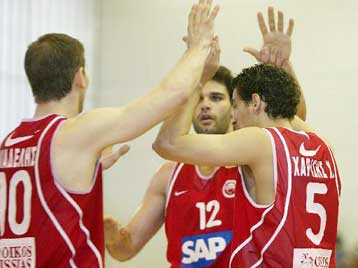 Ο Απόλλωνας Πάτρας έκανε την έκπληξη με Χαρίση