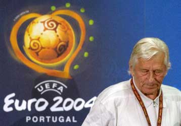 Δεν έκανε προγνωστικά ο Μπρούκνερ εν όψει Ελλάδας