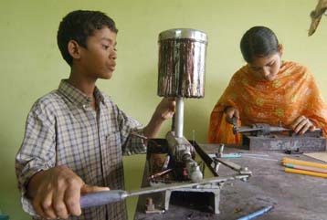 Απογοητευτικά στοιχεία για την παιδική εργασία στην Ελλάδα