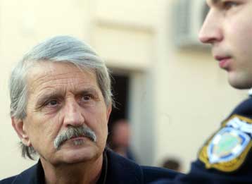 Μάρτυρες υπεράσπισης του Μιχάλη Κασσίμη στη δίκη του ΕΛΑ την Παρασκευή