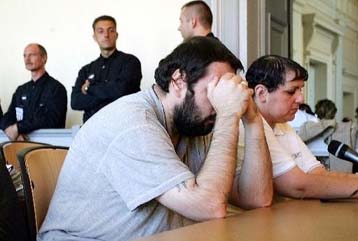 Καταδίκη δέκα μελών «οικογενειακού» δικτύου παιδεραστίας στη βόρεια Γαλλία