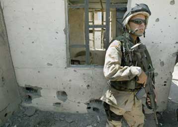 «Γιάφκα» κατασκευής οχημάτων για επιθέσεις αυτοκτονίας εντόπιστηκε στη Βαγδάτη