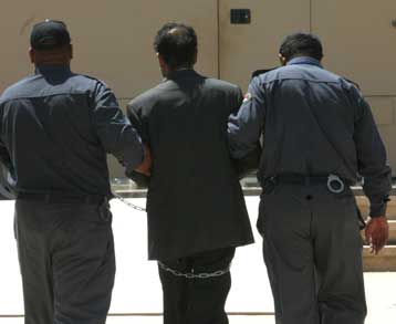 Και η κόρη του Καντάφι στην ομάδα των δικηγόρων υπεράσπισης του Σ.Χουσεΐν