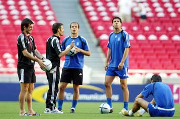 «Νοκ άουτ» ο Νικολαΐδης από τον τελικό-Πρόβλημα στο γόνατο ο Καψής