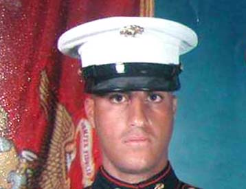 Διαψεύδουν ότι αποκεφάλισαν τον Αμερικανό πεζοναύτη οι Ιρακινοί εξτρεμιστές