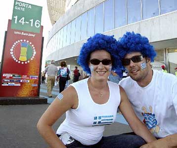 Αποζημίωση ζητούν τα τουριστικά γραφεία για ακυρώσεις εισιτηρίων του τελικού