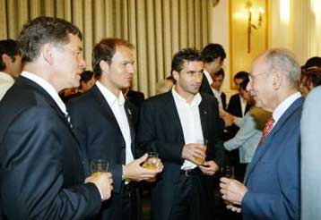 H παραμονή Ρεχάγκελ στο επίκεντρο της τιμητικής εκδήλωσης στο Προεδρικό Μέγαρο