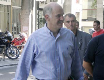 Ο Γ.Παπανδρέου επικεφαλής της προετοιμασίας για το συνέδριο του ΠΑΣΟΚ