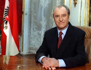 Απεβίωσε τα ξημερώματα της Τετάρτης ο πρόεδρος της Αυστρίας Τόμας Κλέστιλ