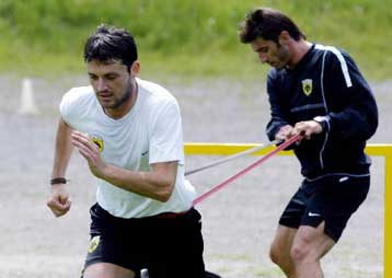 Οι Ζαγοράκης και Λάκης συνέχισαν το «χορό» των προσφυγών κατά της ΑΕΚ