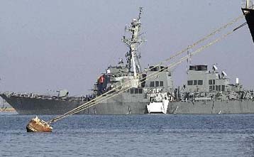 Αρχίζει στην Υεμένη η δίκη έξι υπόπτων για την επίθεση κατά του USS Cole το 2000