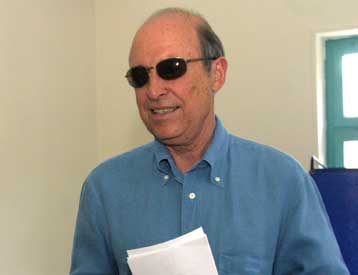 Επιβεβαιώνει το ΥΠΕΞ την εμπλοκή στην πρωτοβουλία Σημίτη για το Ευρωσύνταγμα