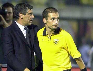 Τον δρόμο της επιστροφής στην ΑΕΚ παίρνει ο Φερνάντος Σάντος