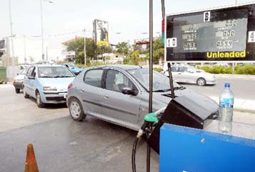 Νέα άνοδος στις τιμές των καυσίμων ανησυχεί τους καταναλωτές