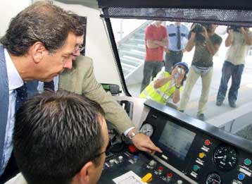 Την ερχόμενη Δευτέρα ξεκινά το τραμ, τέλη Ιουλίου έτοιμο όλο το νέο δίκτυο μεταφορών