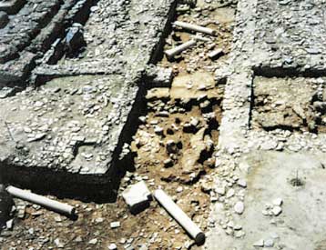 Εκσκαφή στο Μαραθώνα φέρνει στο φως τεράστιο κτίσμα δίπλα στο ναό της Ίσιδος