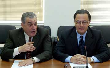 Τη «χρυσή τομή» για την επιβίωση των Κλωστηρίων Ναούσης αναζητά το υπ. Απασχόλησης