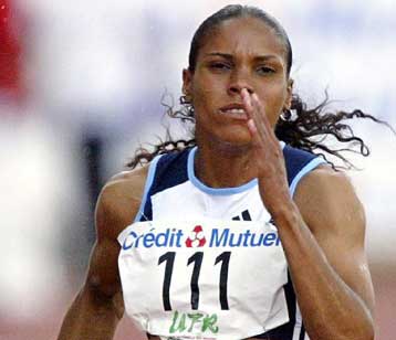 Ντοπέ η Έντουαρντς σύμφωνα με την «Chicago Tribune»