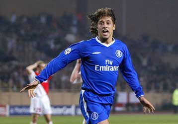 Επιστρέφει στο Μιλάνο ο Κρέσπο και ντύνεται «ροσονέρι»