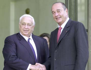 Αναβάλλεται η επίσκεψη του Σαρόν στο Παρίσι, ανακοίνωσε η γαλλική προεδρία