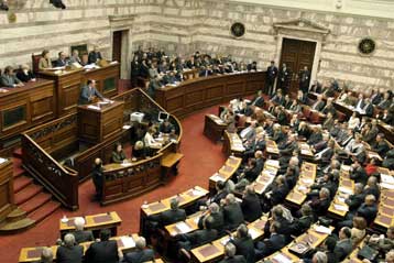 Με εντάσεις αναμένεται η συζήτηση του νομοσχεδίου για το Δημόσιο στη Βουλή