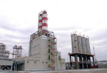 Αμεση πώληση του 8% των Ελληνικών Πετρελαίων προωθεί η κυβέρνηση