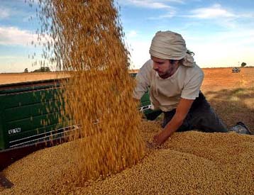 Η ΕΕ προειδοποιεί την Ελλάδα για φυτοφάρμακο που καταστρέφει το όζον