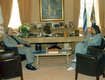 Προσυνεδριακές ζυμώσεις στη ΝΔ στον απόηχο των προτάσεων της Ντόρας Μπακογιάννη