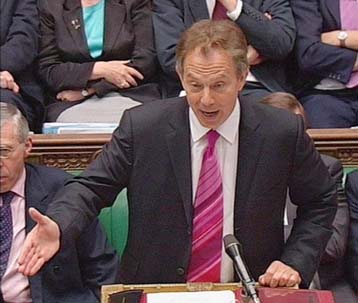 Για άλλη μία φορά ο Μπλερ προσπαθεί να πείσει ότι ο πόλεμος στο Ιράκ ήταν δικαιολογημένος