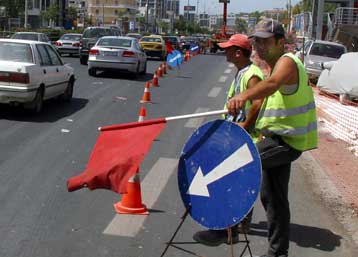 Αγώνας δρόμου για να καλυφθούν ελλείψεις εν όψει των Ολυμπιακών Αγώνων