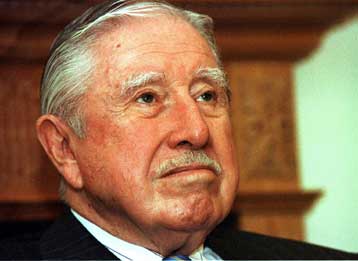 Στο στόχαστρο της Δικαιοσύνης για οικονομικό σκάνδαλο ο δικτάτορας Πινοτσέτ