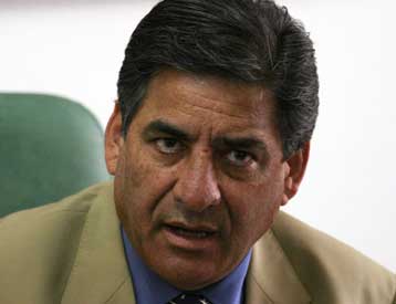 Ένοπλοι Παλαιστίνιοι έστησαν ενέδρα και τραυμάτισαν τον πρώην υπουργό Πληροφόρησης