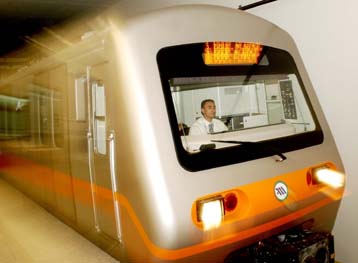 Φθηνότερα εισιτήρια για όσους ταξιδεύουν «δυο-δυο» με το μετρό προς το αεροδρόμιο