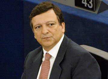 Εγκρίθηκε από το Ευρωκοινοβούλιο η υποψηφιότητα Μπαρόζο για την προεδρία της Κομισιόν