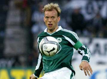 Έβαλε την υπογραφή του στο «πράσινο» συμβόλαιο ο Σκάτσελ