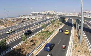 Στην κυκλοφορία παραδόθηκαν ο κόμβος Κηφισού-Ποσειδώνος και η λεωφόρος Κύμης