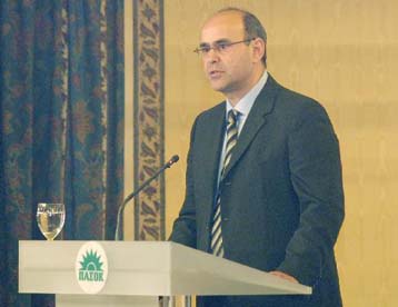 Καταγγελία Ρεγκούζα κατά Νεονάκη για υπόθεση πλαστών και εικονικών τιμολογίων