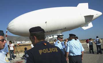 Το Ζέπελιν απογειώθηκε -τελικά- την Παρασκευή