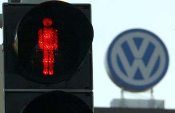 Μείωση κερδών για τη Volkswagen το β΄τρίμηνο – Χαμηλότερα κέρδη για το 2004