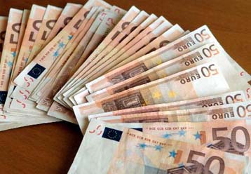 Πάνω από τα 300.000 πλαστά ευρώ αποσύρθηκαν από την κυκλοφορία το α΄εξαμηνο