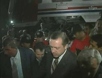 Αρνείται κάθε ευθύνη της κυβέρνησης για την σιδηροδρομική τραγωδία ο Ερντογάν