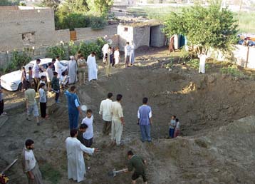 Νέα αεροπορική επιδρομή Αμερικανών στη Φαλούτζα – Σε εξέλιξη το δράμα των ομήρων