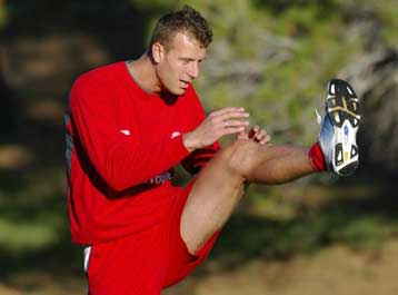 Τραυματίστηκε ο Μπούτσεκ και έμεινε με έναν τερματοφύλακα ο Ολυμπιακός