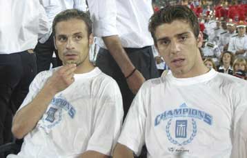 Έμεινε στην ΑΕΚ ο Κώστας Κατσουράνης