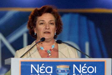 Υπουργικές δεσμεύσεις για τήρηση εξαγγελιών – Πρωτοβουλίες ζητά η Ντόρα Μπακογιάννη