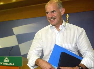 Μετωπική αντιπαράθεση με την κυβέρνηση ετοιμάζει από το Σεπτέμβριο το ΠΑΣΟΚ